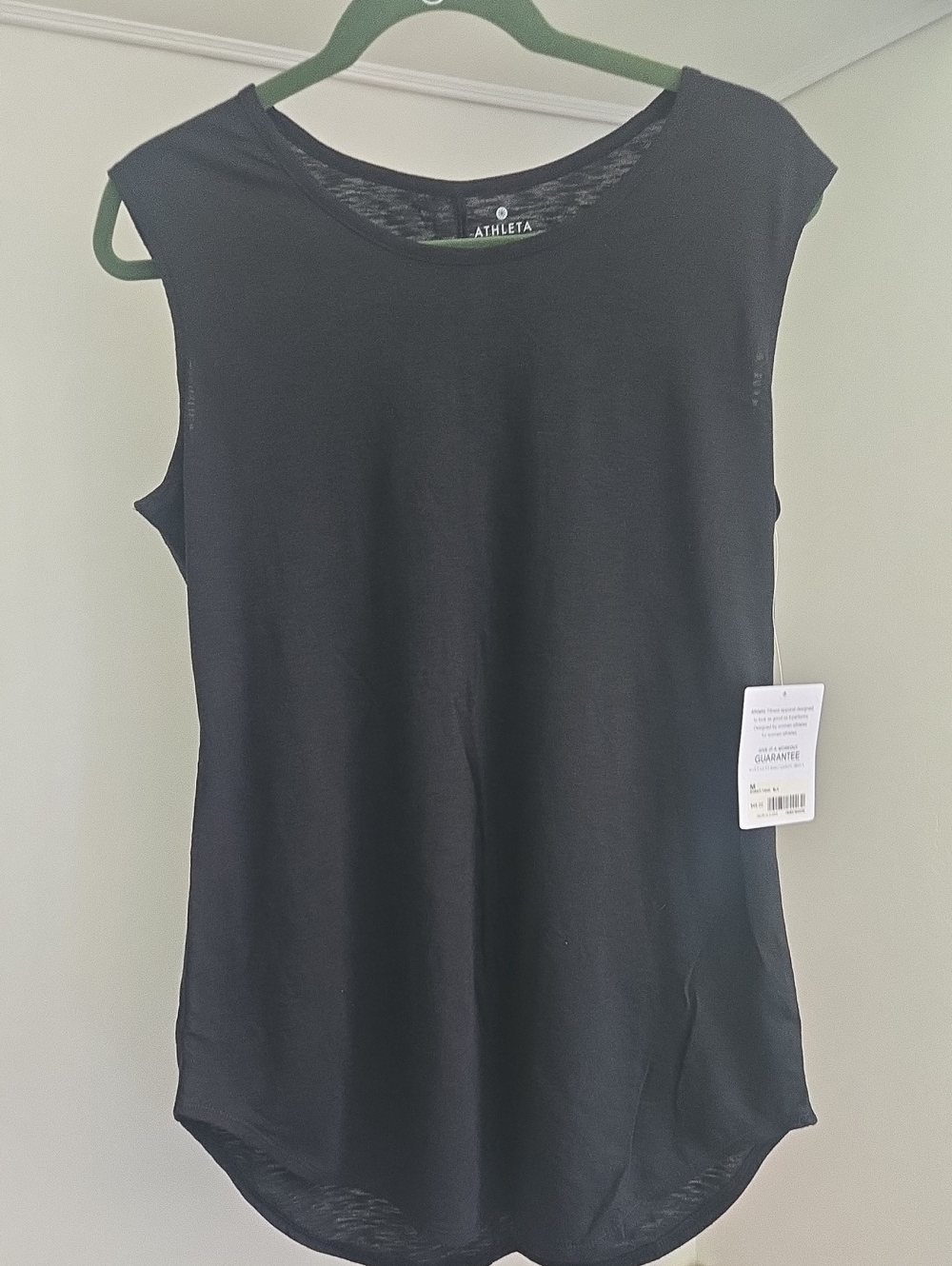 Athleta Black Scoop Neck Relaxed Tank. Size M